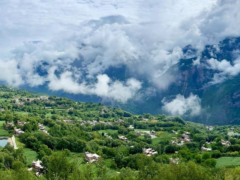 Jiaju Tibetan Village