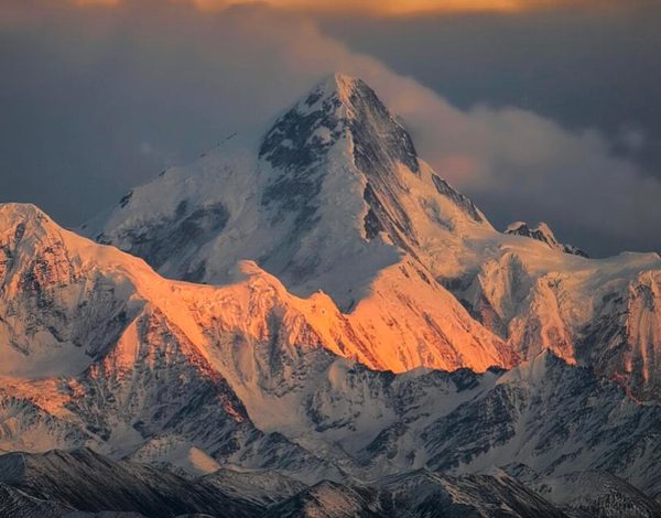 Mount Gongga golden sunset