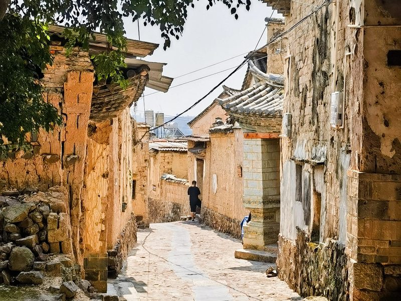 Traditional Courtyard Streets
