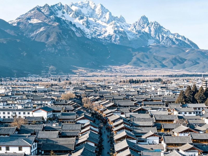 Lijiang Mountain View